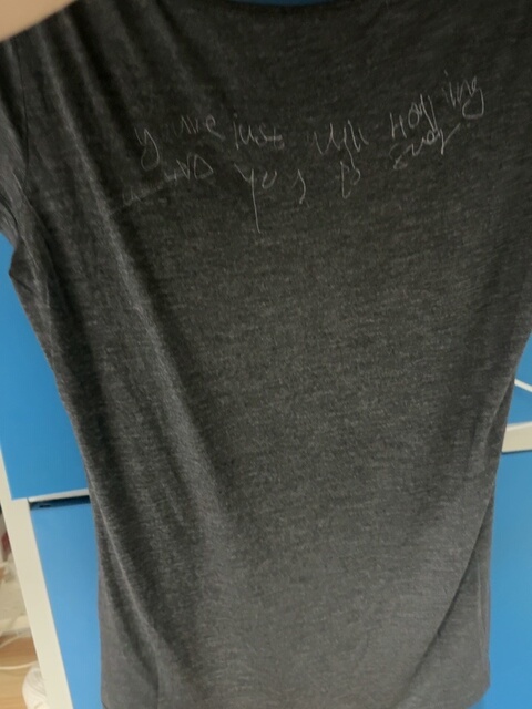 VINTAGE CASHMERE U-NECK TEE image 8