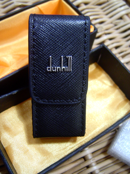 

Кожаный чехол Dunhill