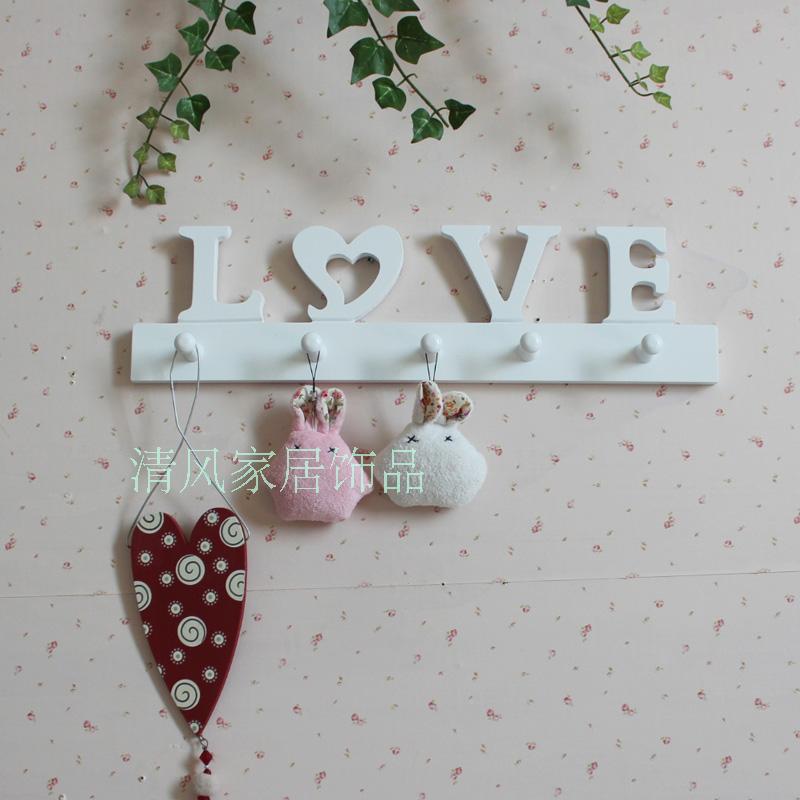

Вешалка LOVE