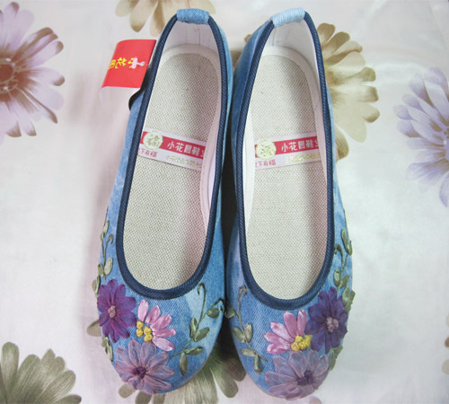 

туфли Small garden blessing card embroidered shoes A603/1 A603-1