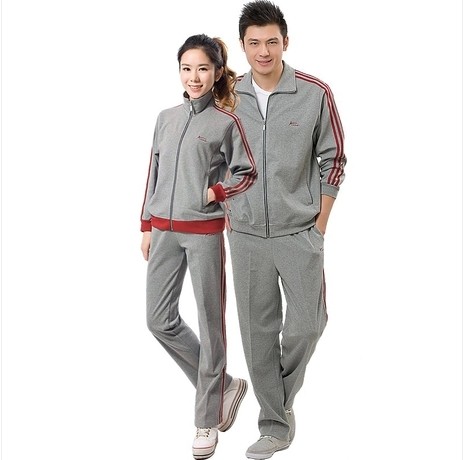 

Спортивный костюм Lumei