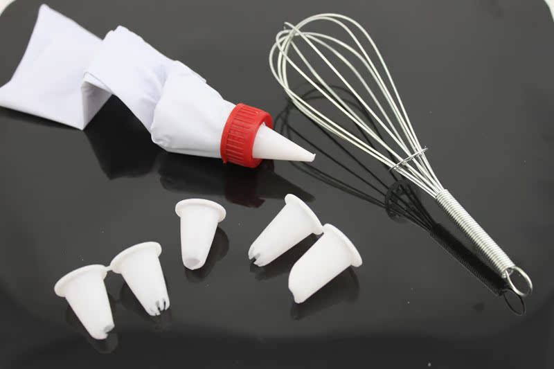 

Насадки и кондитерские мешки DIY