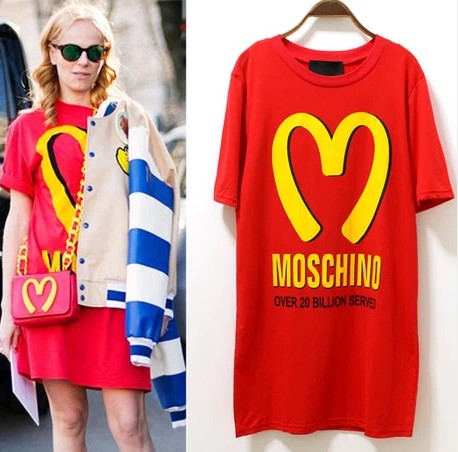 

Футболка 0043 MOSCHINO