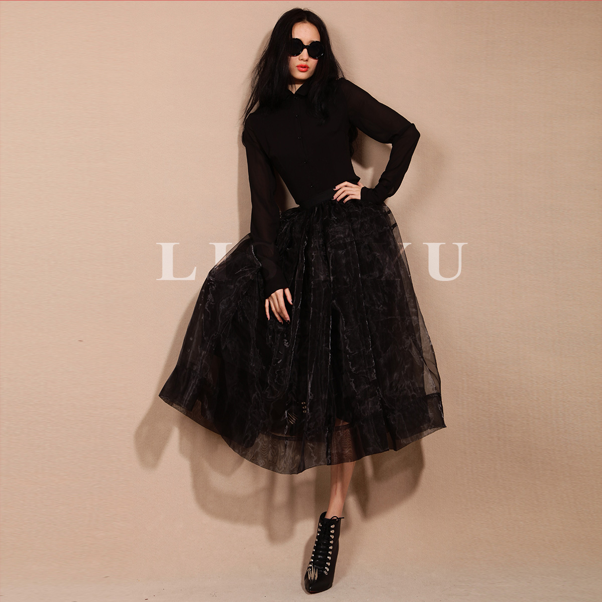 

Юбка LISA YU b0010 2014
