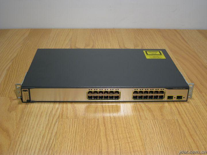 

Коммутатор Cisco WS-C3750-24TS-S 24 50