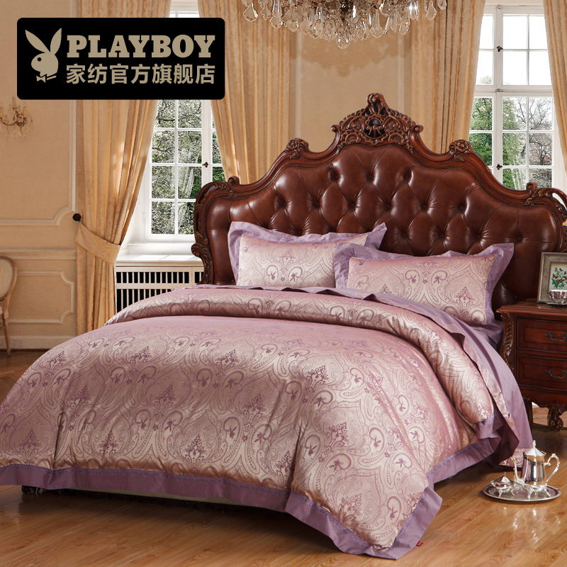 

Комплект постельного белья Playboy pbsjt/sm0003