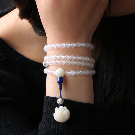 爱逛街为您找到白玉髓手链相关的宝贝,您可以在下面的板块中挑选喜欢