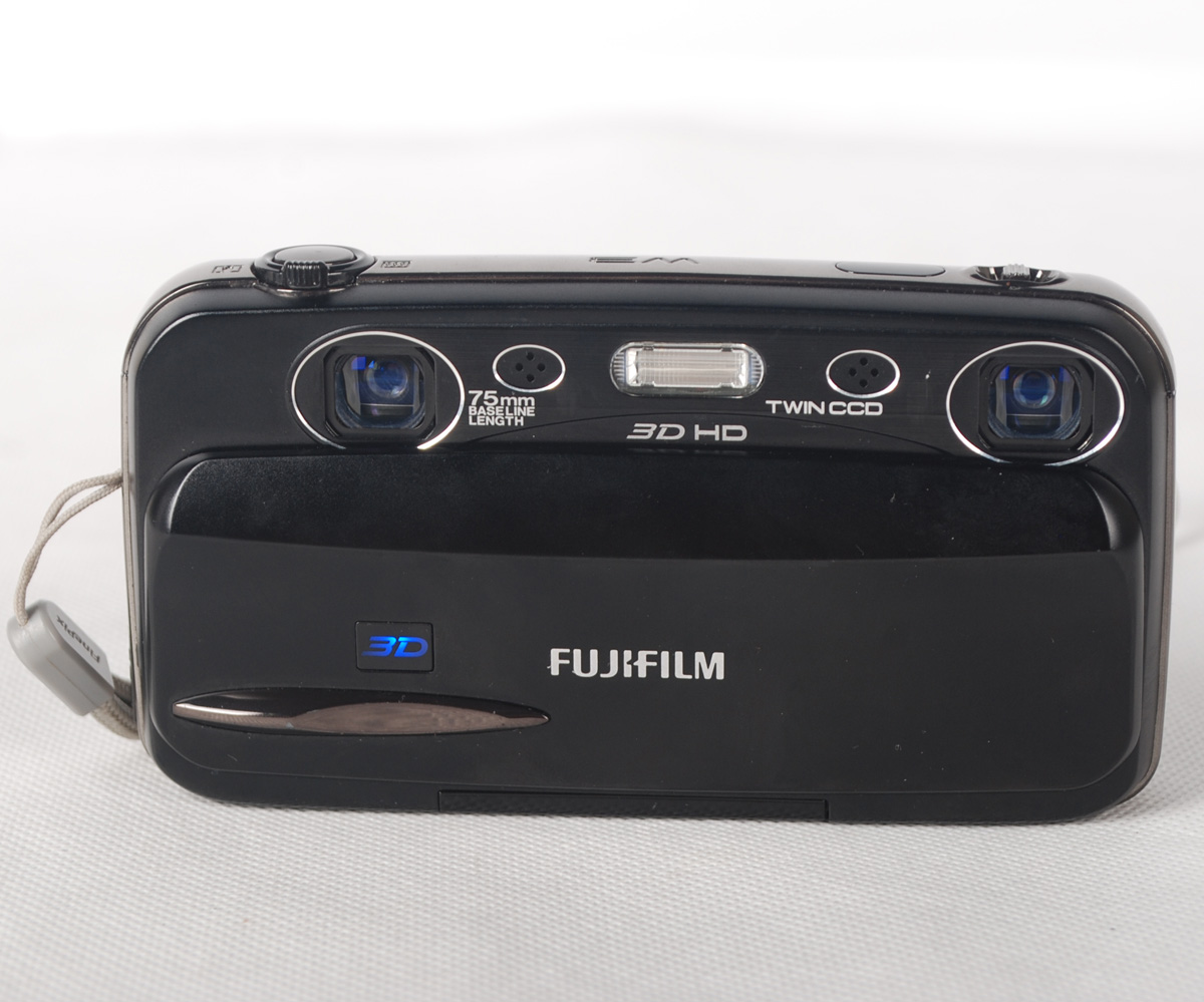 

Цифровая камера Fujifilm 3D FinePix REAL 3D W3 3dw3