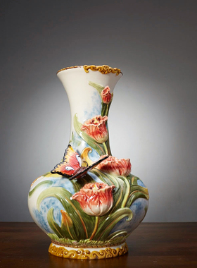 爱逛街为您找到花瓶瓷器相关的宝贝,您可以在下面的板块中挑选喜欢的