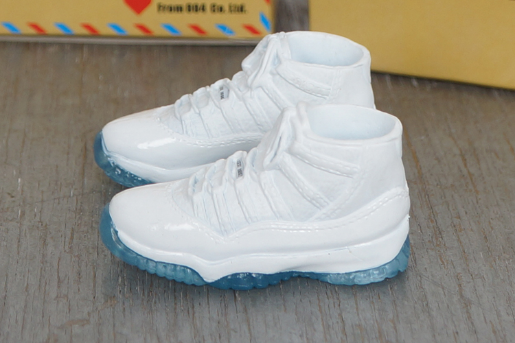 

Детская игрушка WINGZ AIR JORDAN 11