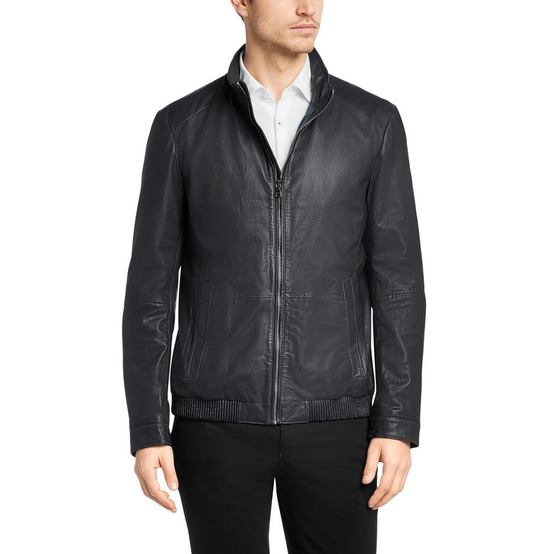 

Одежда из кожи Hugo Boss 50283420