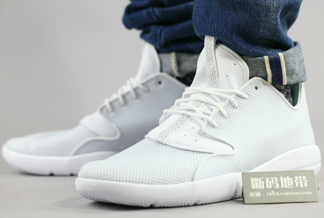 

баскетбольные кроссовки Nike air jordan AIR JORDAN ECLIPSE 724369-100