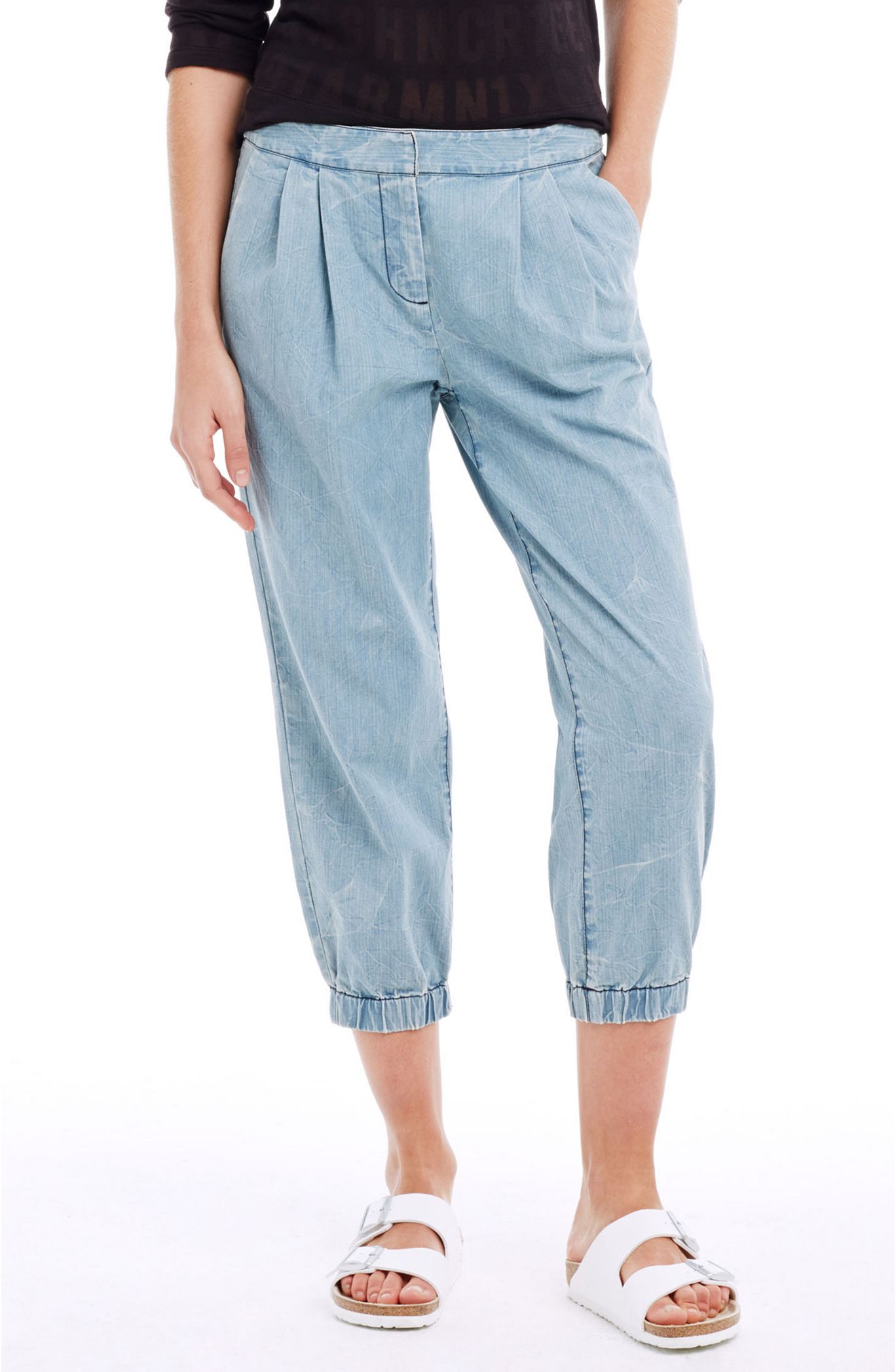 

Спортивные шорты Emporio Armani 2015 AX Armani Exchange