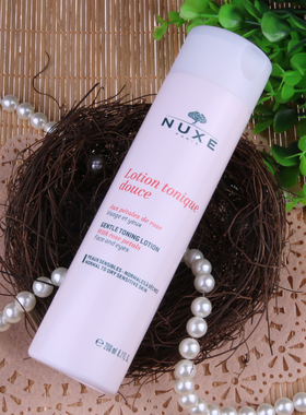 爱逛街为您找到花瓣柔肤水相关的宝贝,您可以在下面