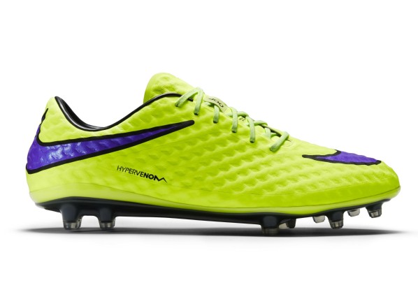 

бутсы Nike HYPERVENOM Phantom