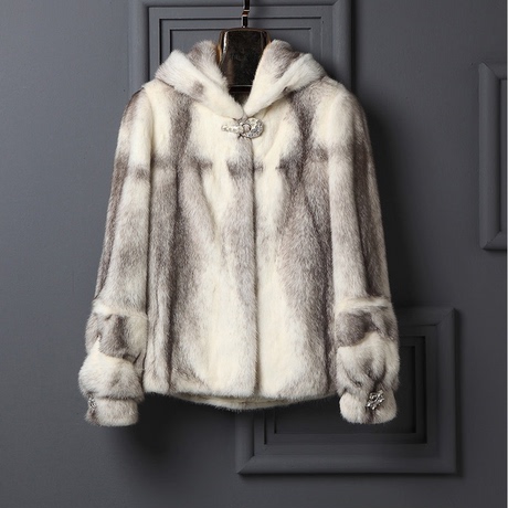 爱逛街为您找到大衣整貂相关的宝贝,您可以在下面的板块中挑选喜欢的