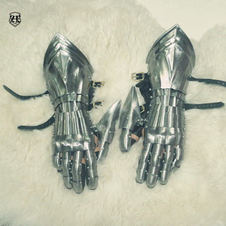 爱逛街为您找到板甲手套相关的宝贝,您可以在下面的板块中挑选喜欢的