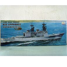 Корабль 小号手(三角)80913 1：700 电动美国斯普鲁恩斯号导弹驱逐舰模型