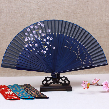 【真丝女扇子】_丝绸绢扇图片_古风折扇价格_搭配分享 - 爱逛街