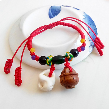 爱逛街为您找到红绳桃篮相关的宝贝,您可以在下面的板块中挑选喜欢的