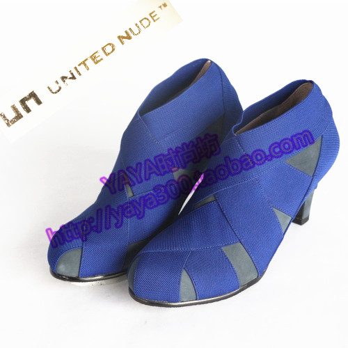 

Женские сапоги UN United Nude
