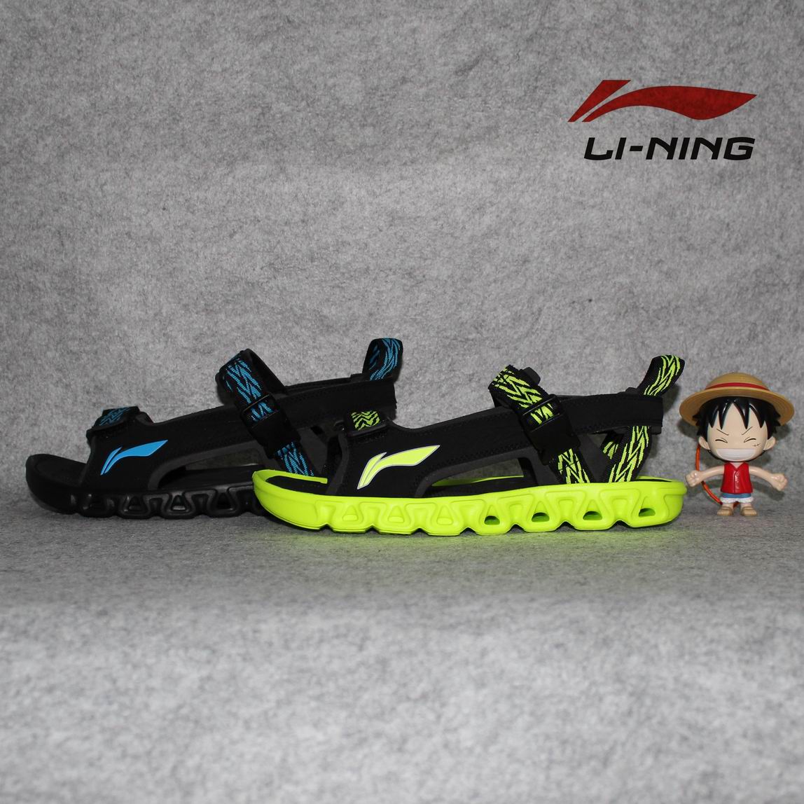 

Спортивные сандалии Lining AHUJ001