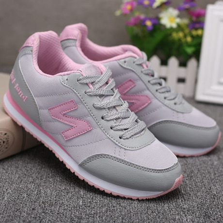 爱逛街为您找到正品女士运动鞋相关的宝贝,您可以在下面的板块中挑选