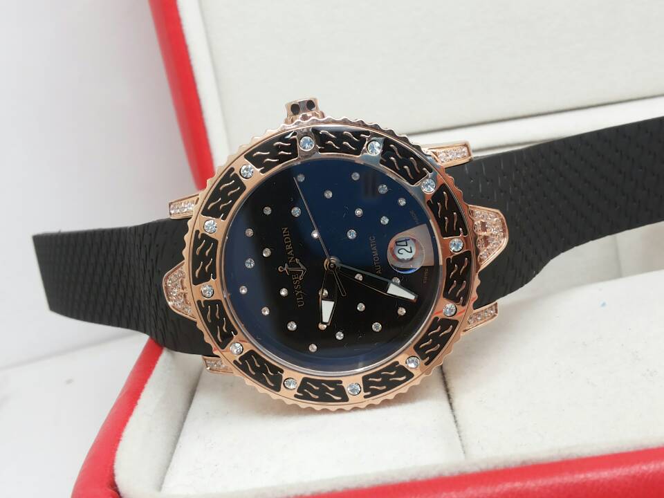 

Часы OTHER ULYSSE NARDIN