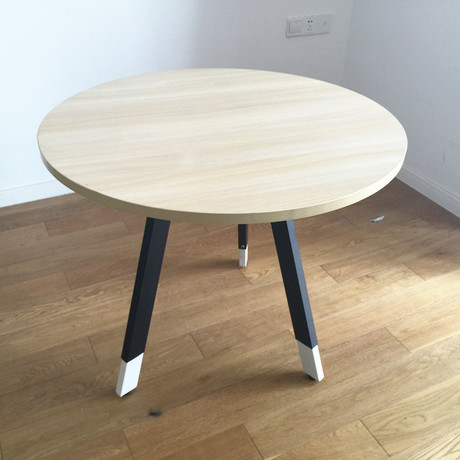 爱逛街为您找到圆形洽谈桌相关的宝贝,您可以在下面的板块中挑选喜欢