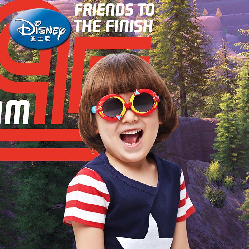 

Солнцезащитные очки Disney 2015