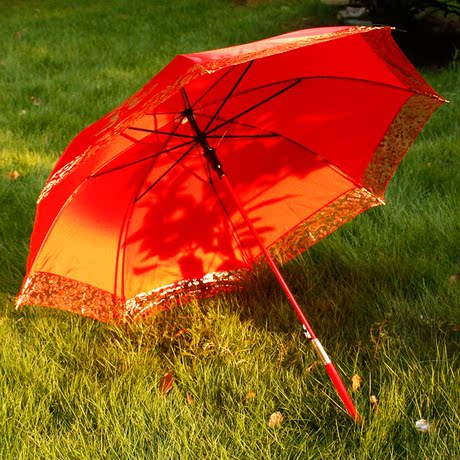 爱逛街为您找到红色雨伞相关的宝贝,您可以在下面的板块中挑选喜欢的