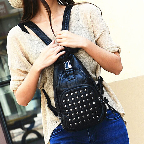 爱逛街为您找到女士胸包相关的宝贝,您可以在下面的板块中挑选喜欢的