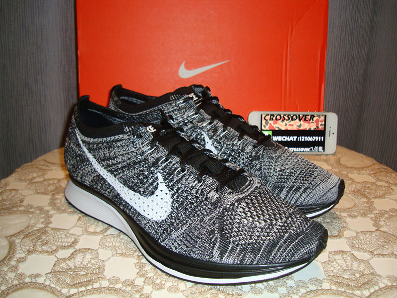 

Кроссовки Nike Flyknit Racer 526628-012