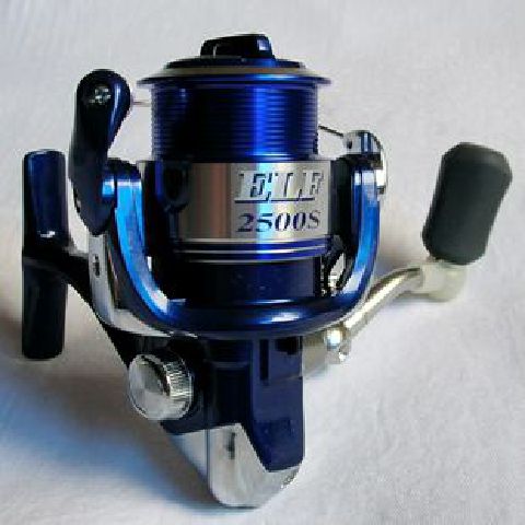

Катушка для спиннинга SHIMANO 02181 ELF 2500S