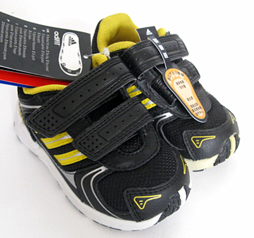 

Детская спортивная обувь Adidas G13823