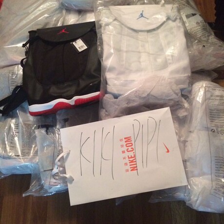 aj11 黑红 白兰 鞋底背包 air jordan11 631693-100-010 - 爱逛街手机