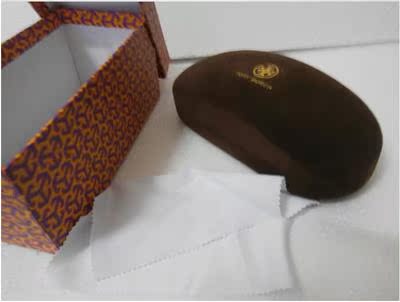 

Футляр для очков 3guys Tory Burch