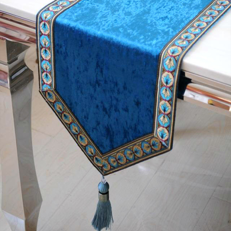 爱逛街为您找到丝绒桌旗相关的宝贝,您可以在下面的板块中挑选喜欢的