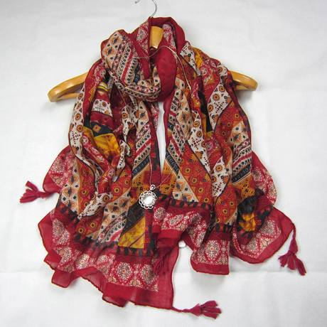 爱逛街为您找到波西米亚披肩相关的宝贝,您可以在下面的板块中挑选