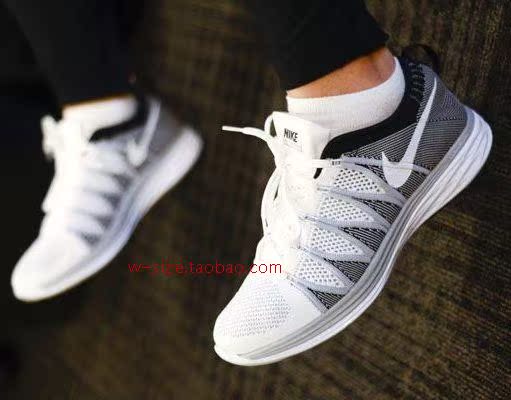 

Кроссовки NIKE FLYKNIT 2+ 620658-011