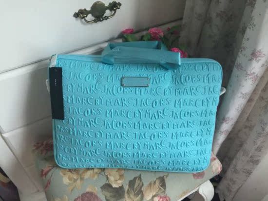 

Сумка MARC JACOBS Marc By LOGO 13/15