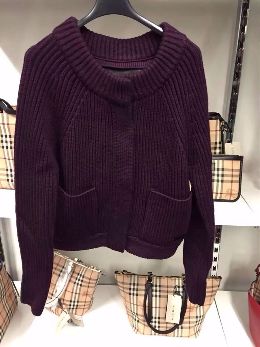 

Свитер женский Burberry