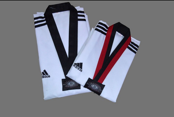 

форма для тхэквондо Adidas