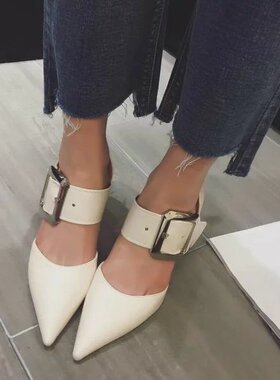 爱逛街为您找到厚底松糕底凉鞋相关的宝贝,您可以在下面的板块中挑选