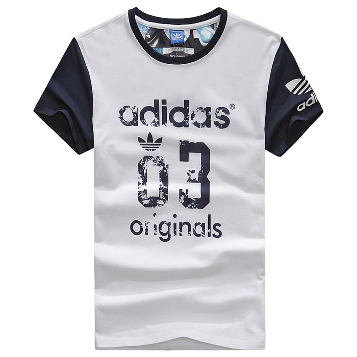 

Спортивная футболка Adidas