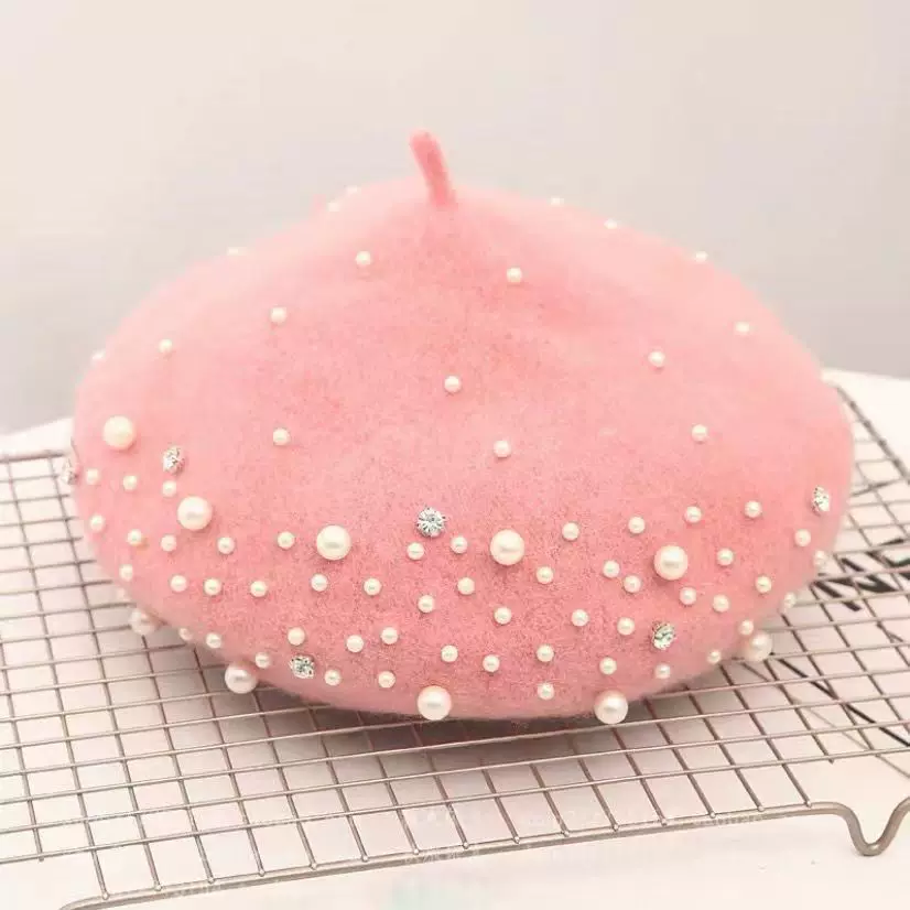 BeRET LADY CAP WOOL WINTER HAT Warm беретки