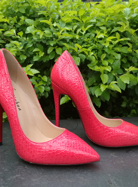 爱逛街为您找到漆皮高跟鞋相关的宝贝,您可以在下面的板块中挑选喜欢