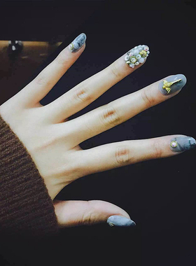 日系光疗美甲成品手工甲片个性假指甲新娘贴片酒红立体满钻包邮