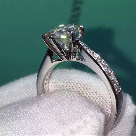 18k白金1克拉经典六爪def超白莫桑石裸钻戒结婚首饰饰品女戒指环