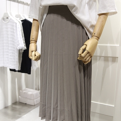 爱逛街为您找到雪纺风琴褶百褶裙相关的宝贝,您可以在下面的板块中